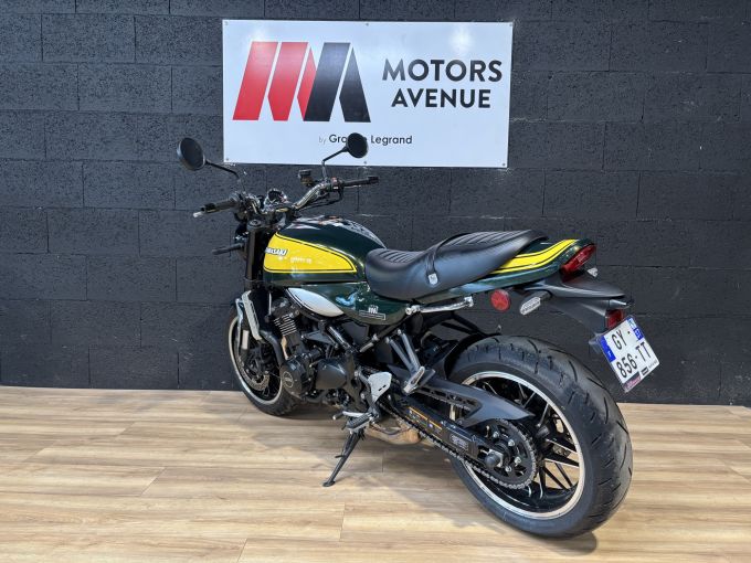KAWASAKI Z 900 RS 4