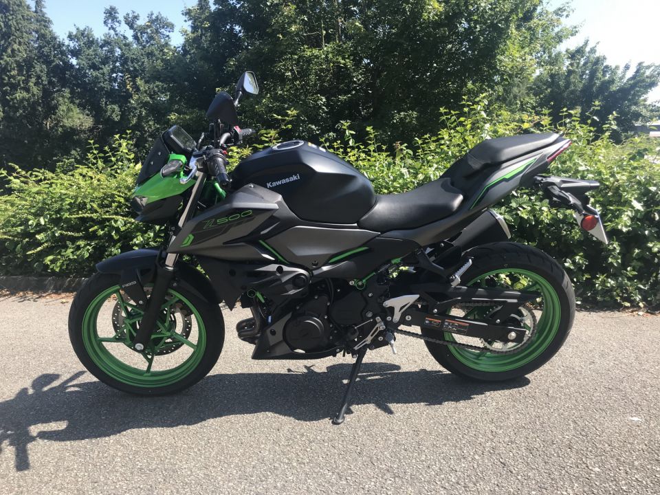 KAWASAKI Z 500 SE 4