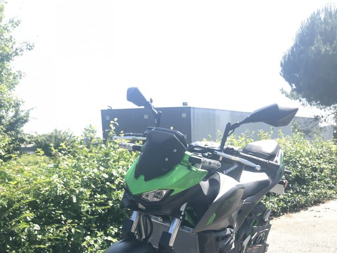 KAWASAKI Z 500 SE 4