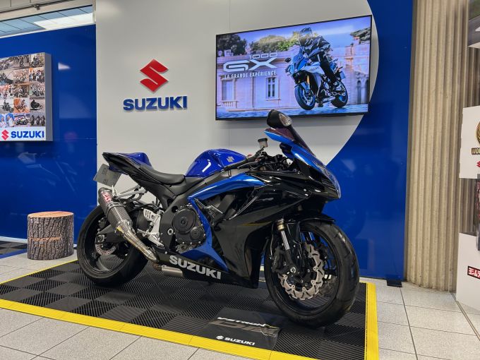 SUZUKI GSX-R 600 4