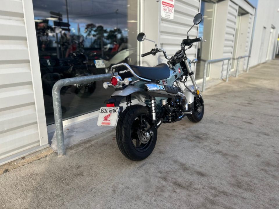 HONDA DAX 125 4