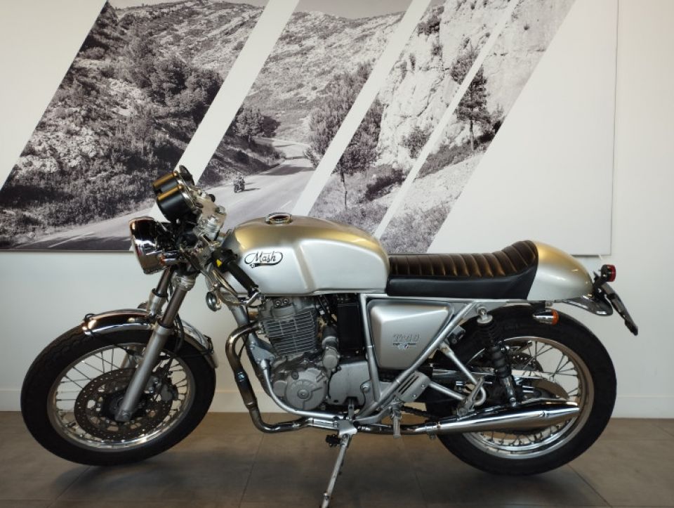 MASH TT40 CAFE RACER 400 4