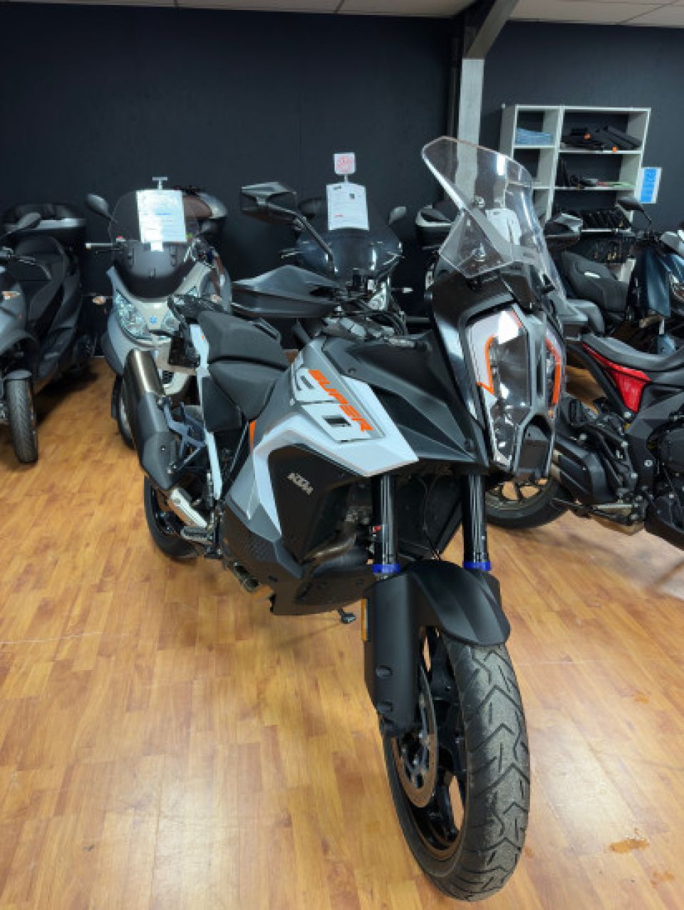 KTM 1290 SUPER ADVENTURE S 4