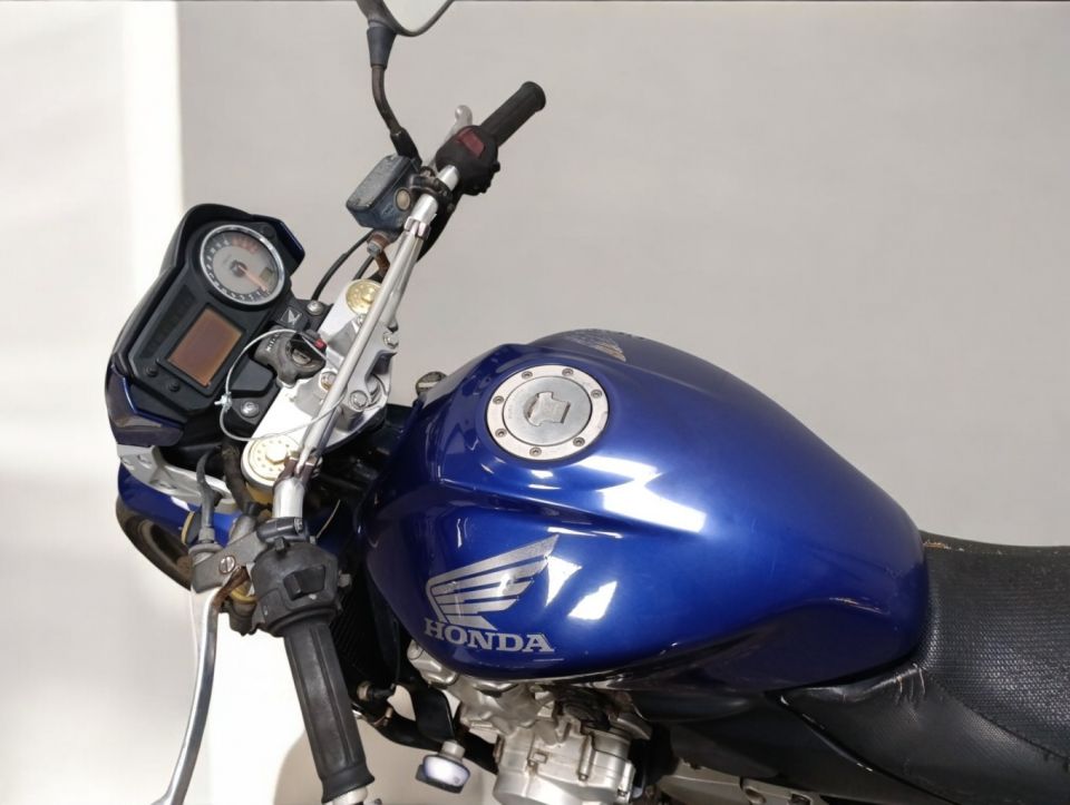 HONDA CB 600 F HORNET 4
