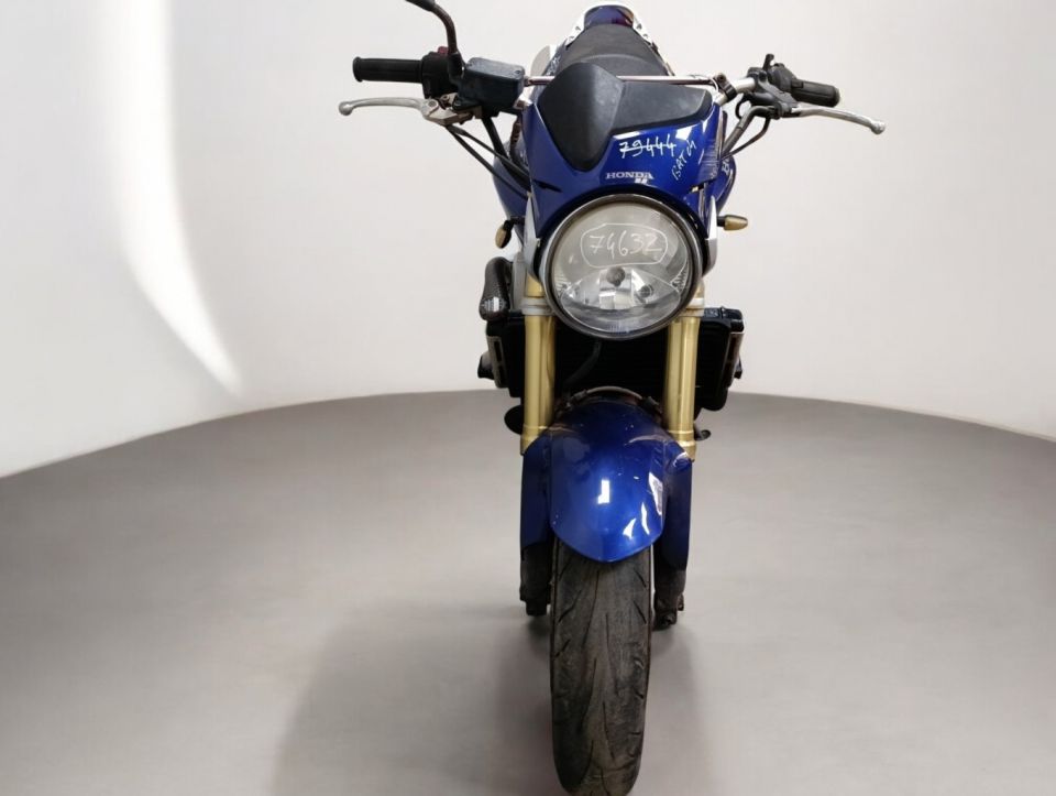 HONDA CB 600 F HORNET 4