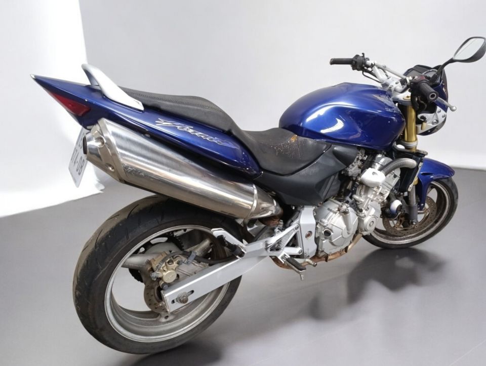 HONDA CB 600 F HORNET 4