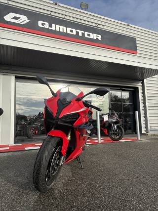 QJ MOTOR SRK 800 RR - 2025