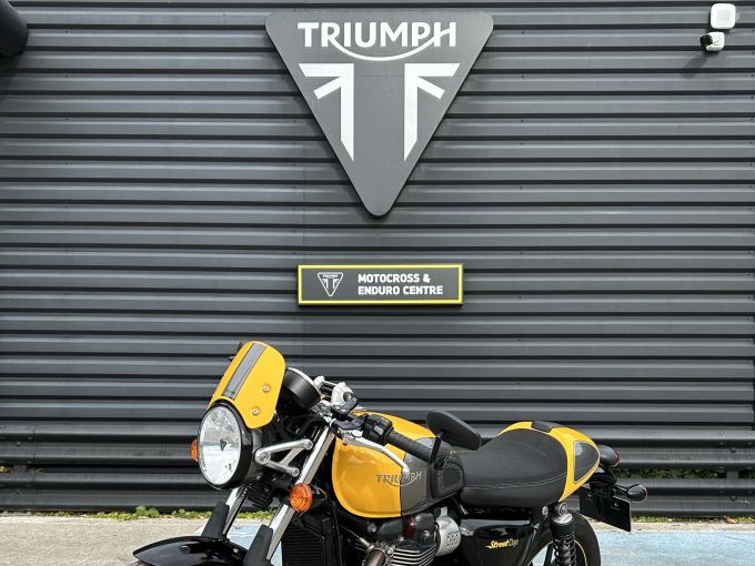 TRIUMPH STREET CUP 4