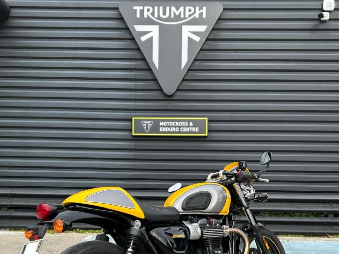 TRIUMPH STREET CUP 4