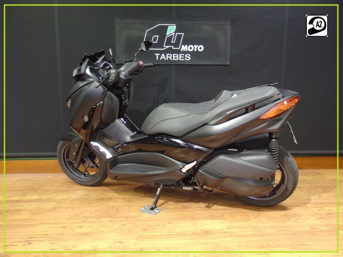 YAMAHA XMAX 300 IRON MAX 4