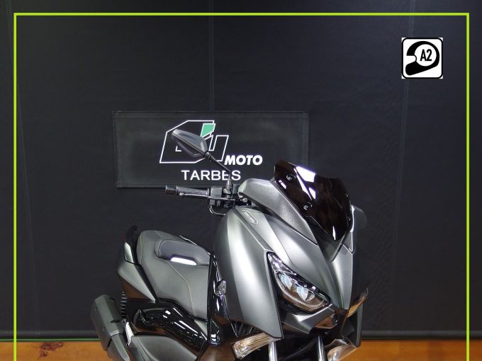 YAMAHA XMAX 300 IRON MAX 4