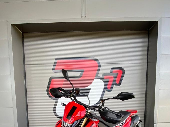 DUCATI HYPERMOTARD 698 4