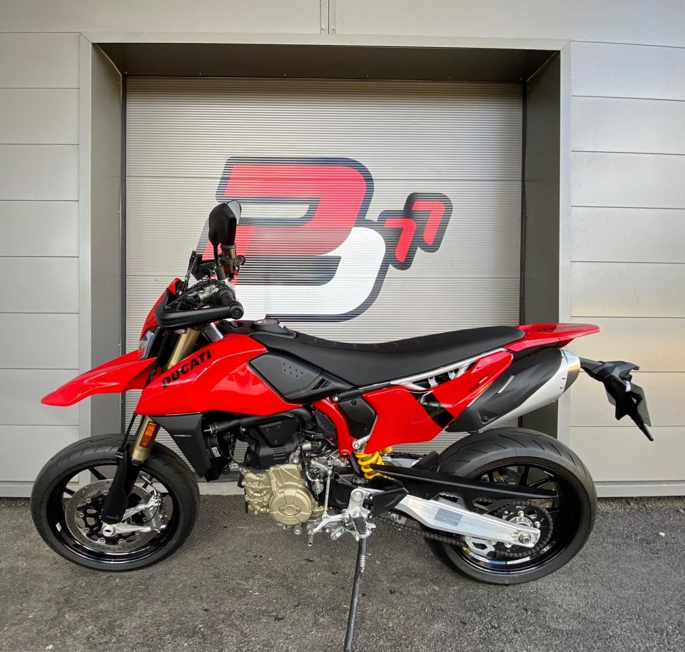 DUCATI HYPERMOTARD 698 4