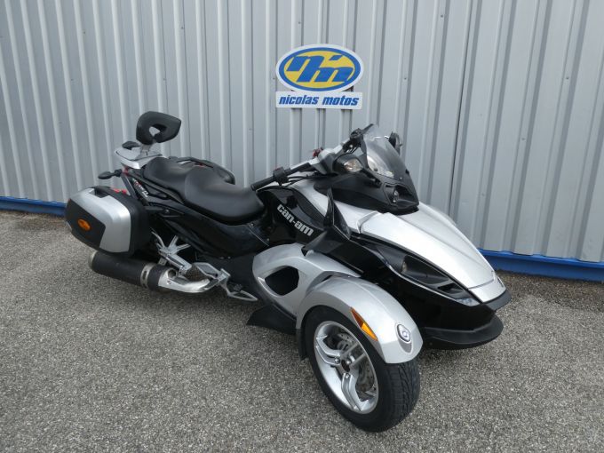 CAN-AM SPYDER RS 4