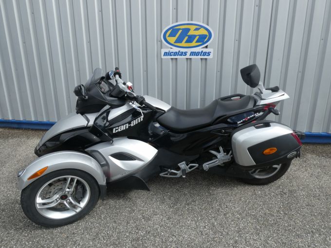CAN-AM SPYDER RS 4