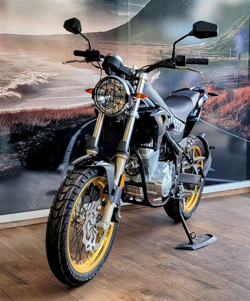 RIEJU TANGO 125 SCRAMBLER 4