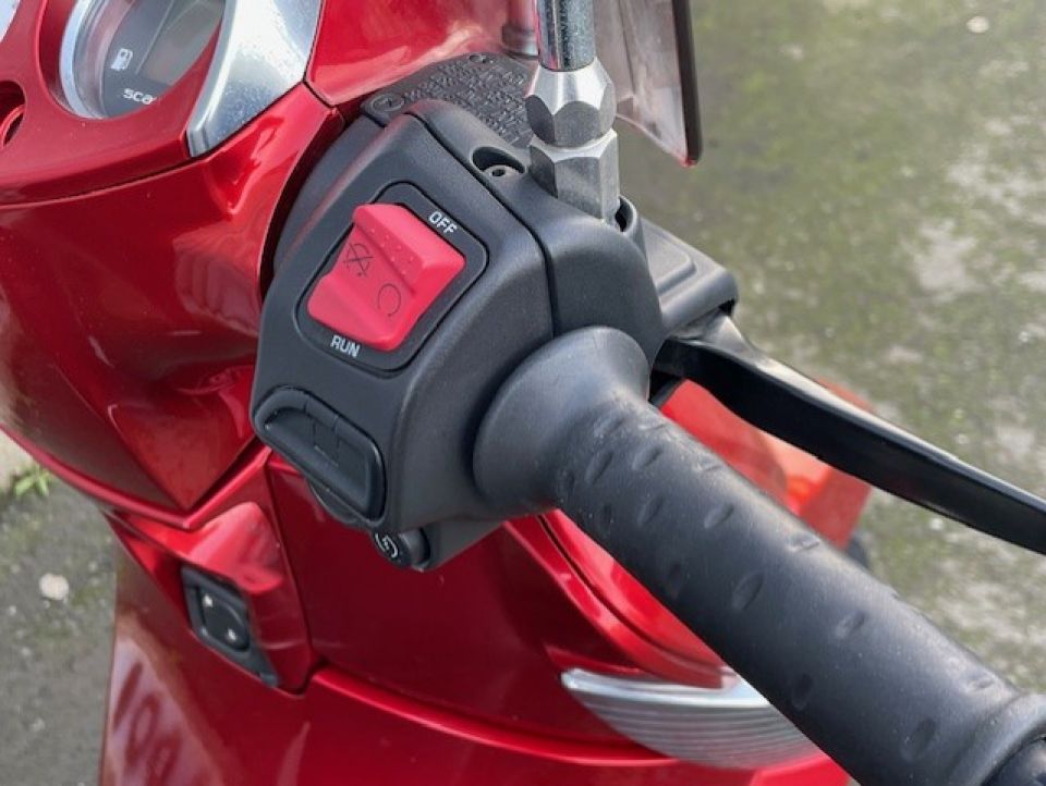 APRILIA SCARABEO 300 4