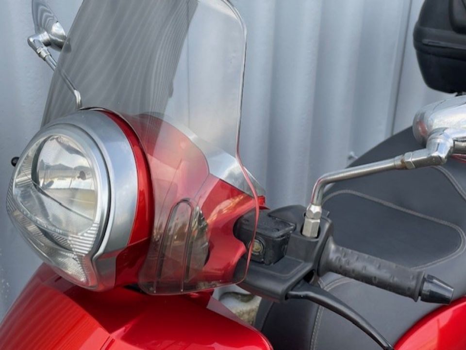 APRILIA SCARABEO 300 4