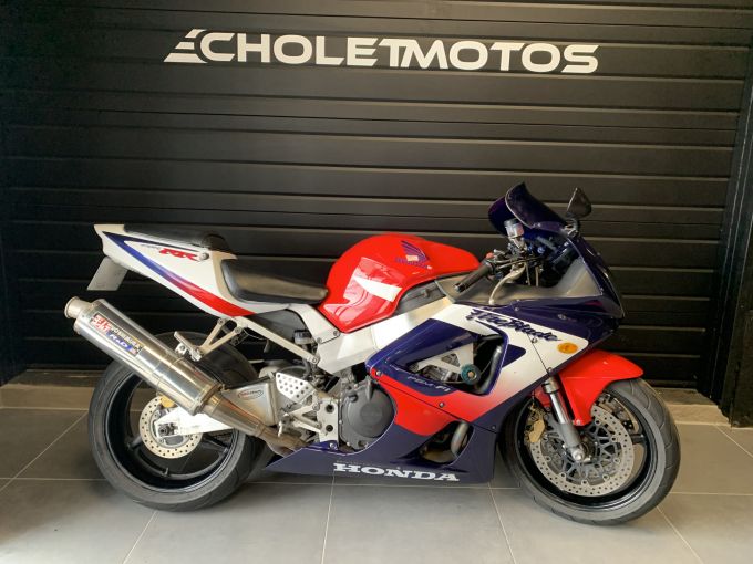 HONDA CBR 929 RR 4