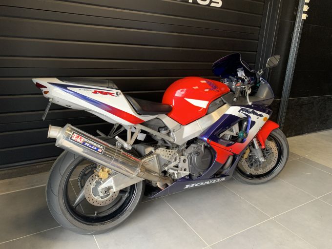 HONDA CBR 929 RR 4