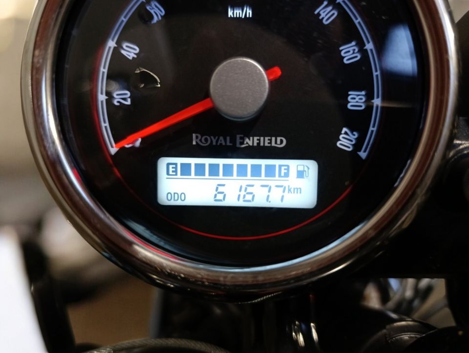 ROYAL ENFIELD INTERCEPTOR 4