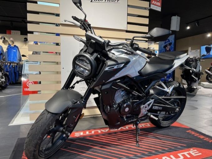 HONDA CB 125 4