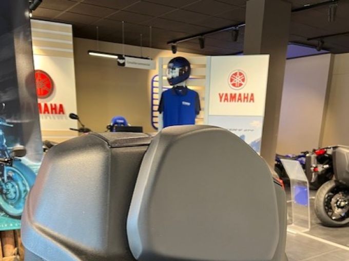 YAMAHA TRACER 7 GT 4