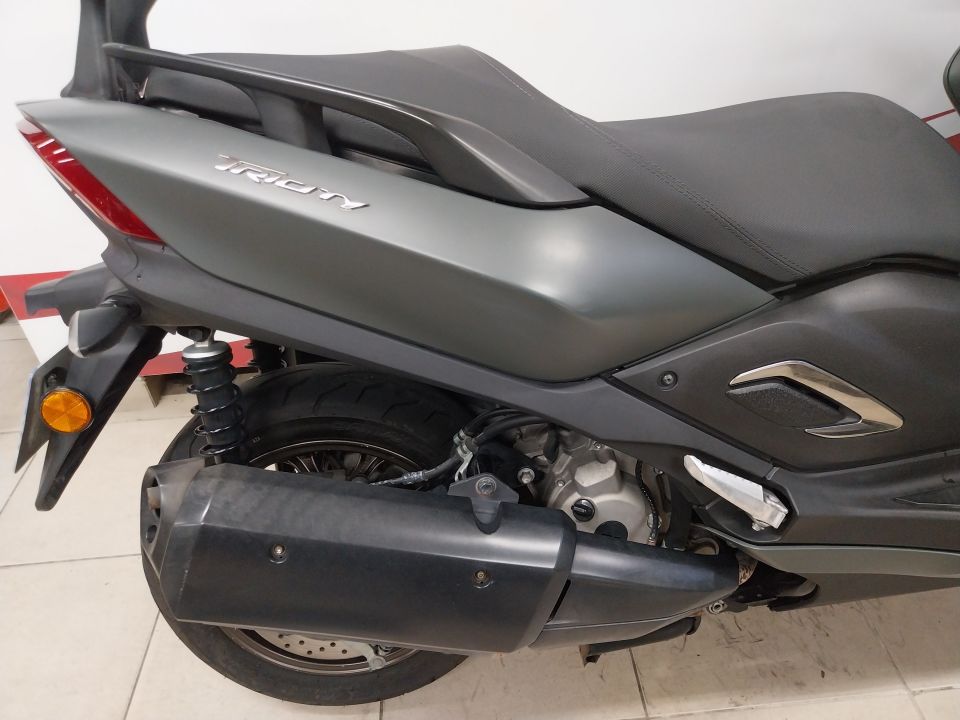 YAMAHA TRICITY 300 4