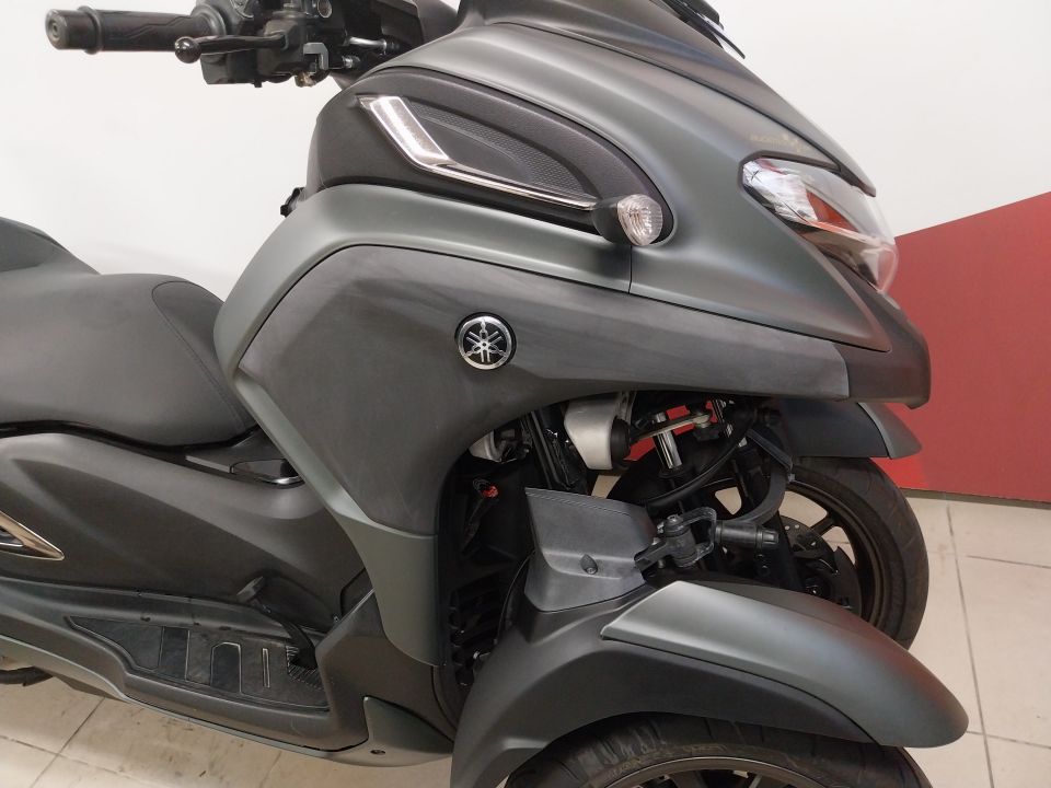 YAMAHA TRICITY 300 4