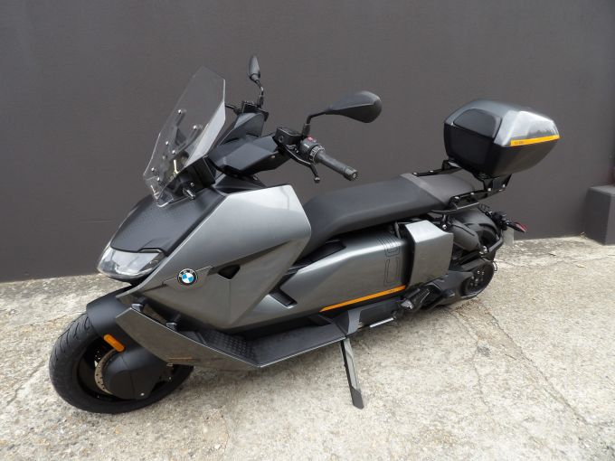 BMW CE 04 4