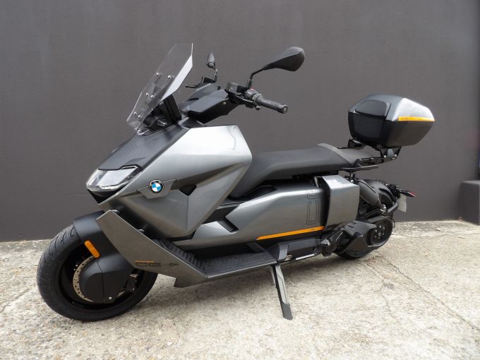BMW CE 04 4