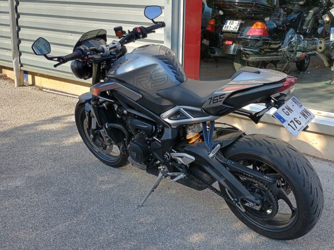 TRIUMPH STREET TRIPLE 765 RS 4