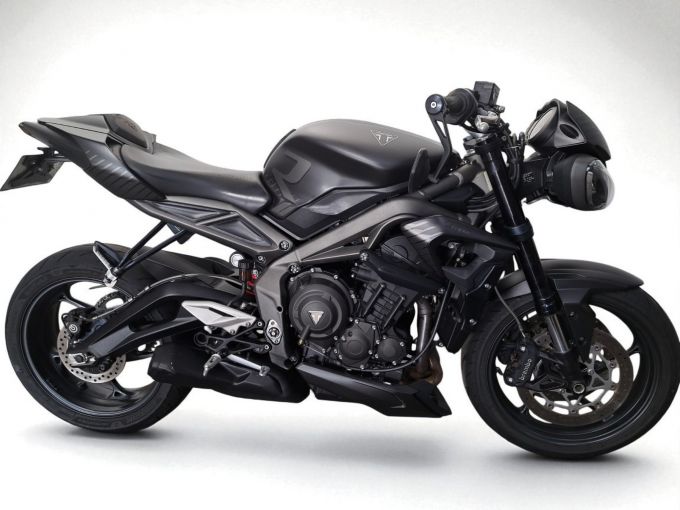TRIUMPH STREET TRIPLE 765 4