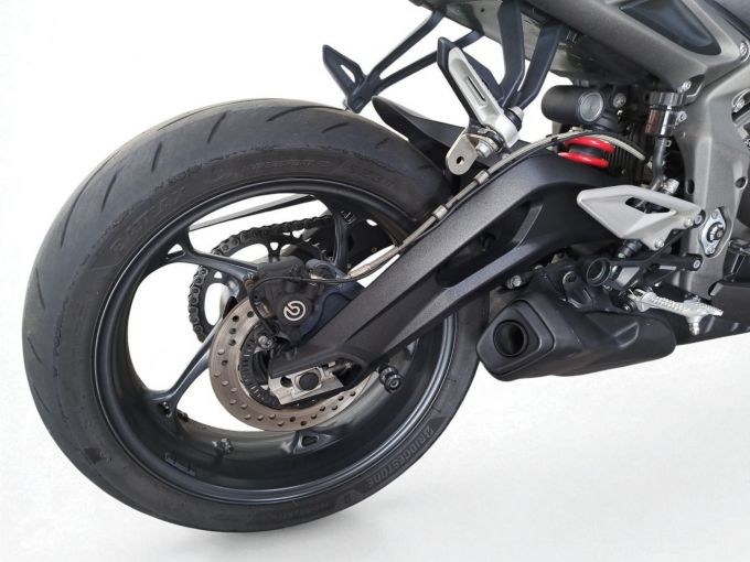 TRIUMPH STREET TRIPLE 765 4