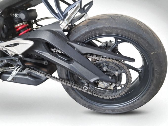 TRIUMPH STREET TRIPLE 765 4
