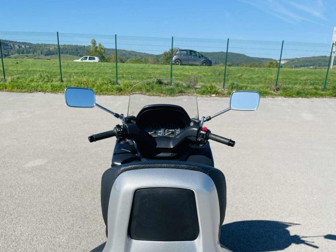 SUZUKI BURGMAN 400 4