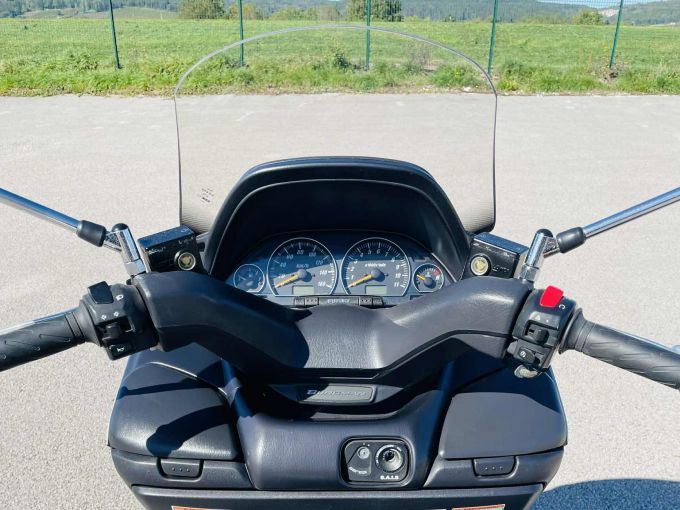 SUZUKI BURGMAN 400 4