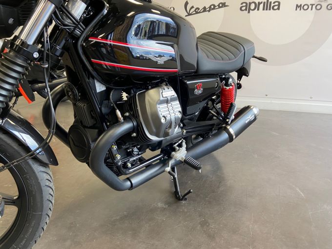 MOTO GUZZI V7 SPECIAL 4