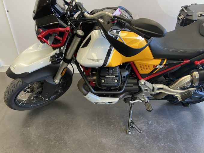 MOTO GUZZI V85 TT 850 4