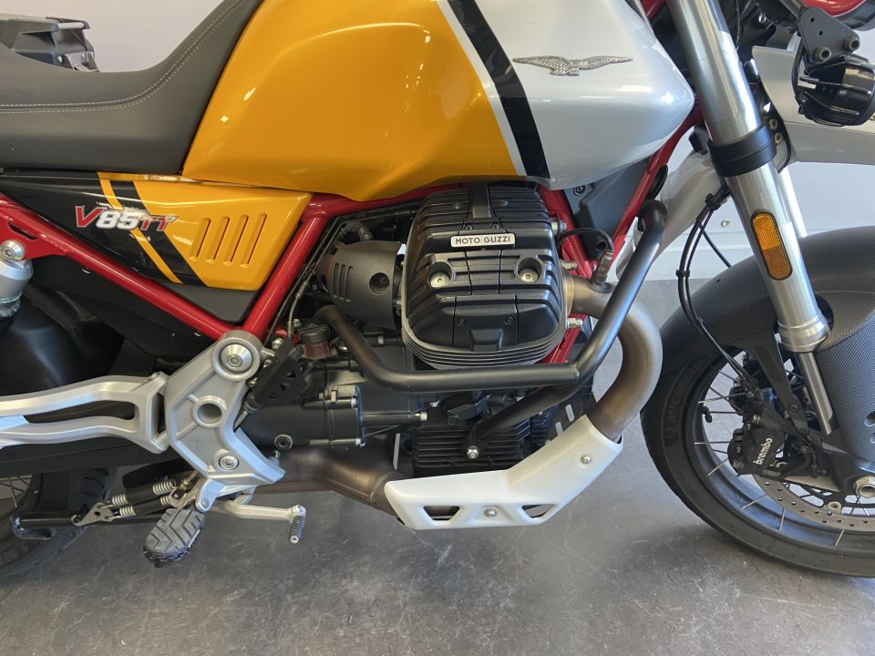 MOTO GUZZI V85 TT 850 4