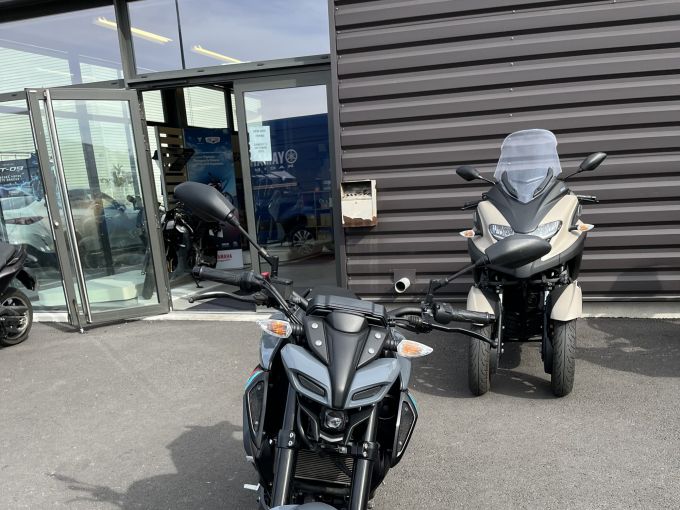 YAMAHA MT-125 ABS 4