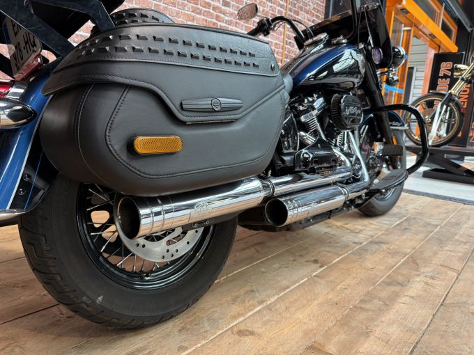 HARLEY-DAVIDSON SOFTAIL HERITAGE 1868 CLASSIC 115th ANNIVERSARY 4