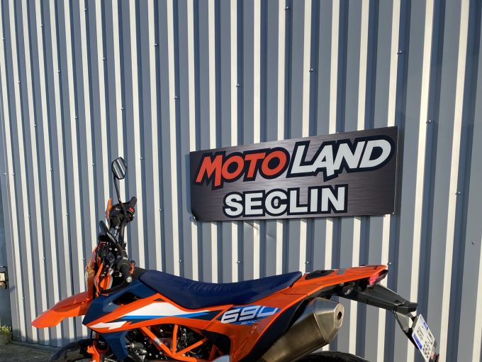KTM 690 SMC R 4