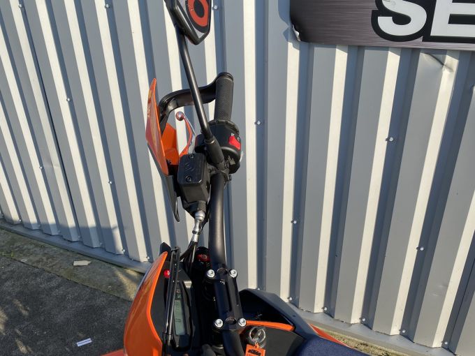 KTM 690 SMC R 4