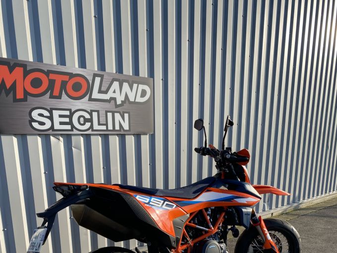 KTM 690 SMC R 4
