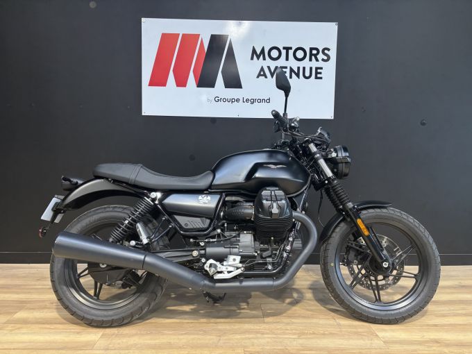 MOTO GUZZI V7 4