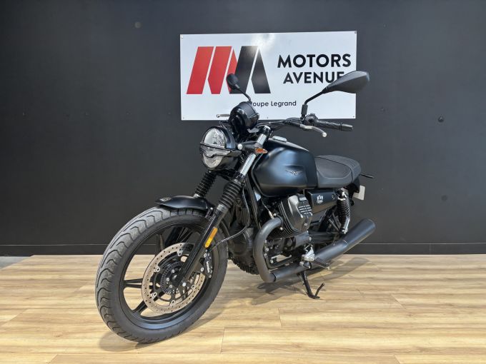 MOTO GUZZI V7 4