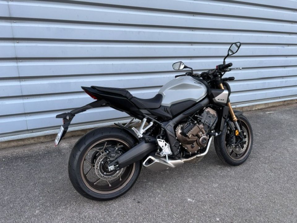 HONDA CB 650 F ABS 4