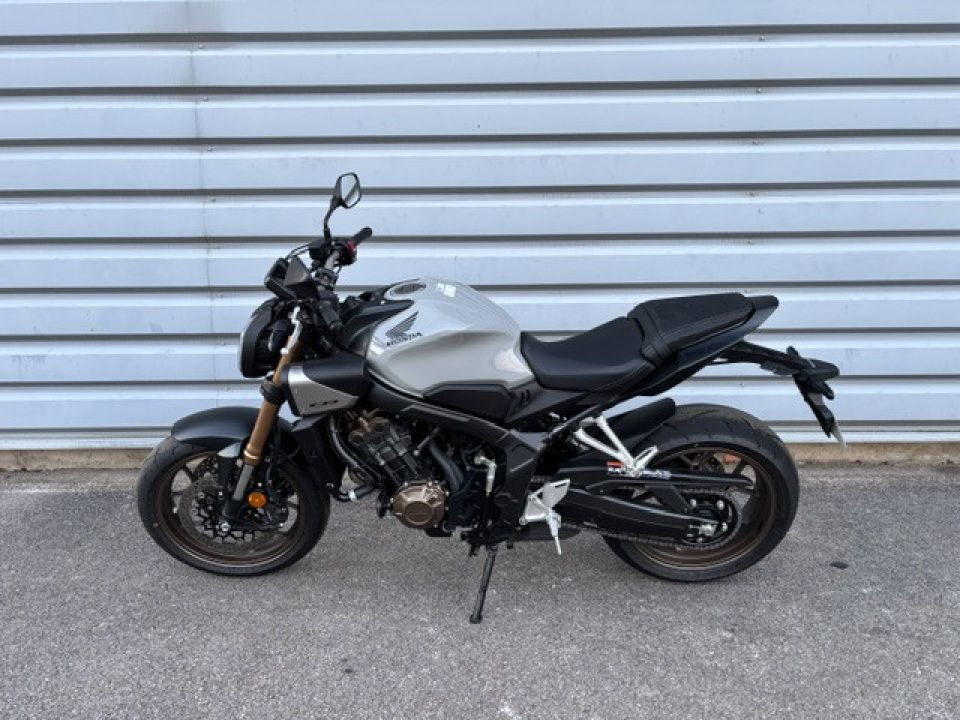 HONDA CB 650 F ABS 4