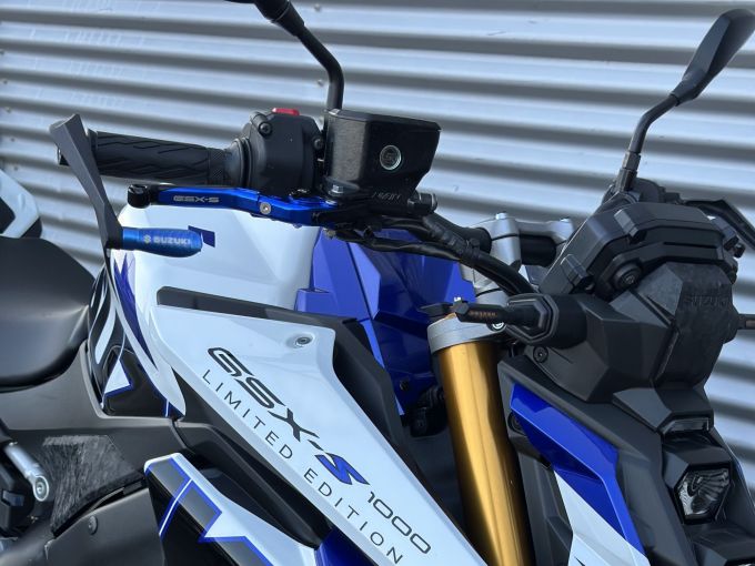 SUZUKI GSX-S 1000 ABS 4